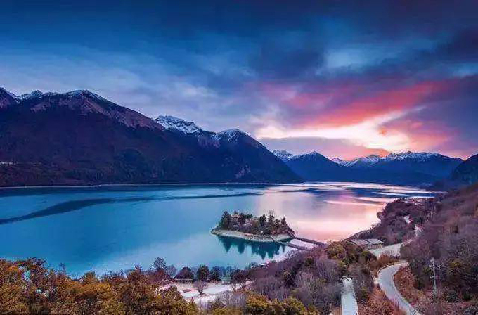 西藏自治區(qū)全域旅游產(chǎn)品專項規(guī)劃 01.jpg